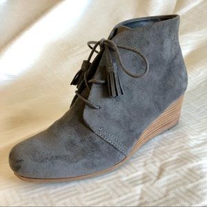 Dr. Scholl’s Dakota Wedge Bootie (sz 9)